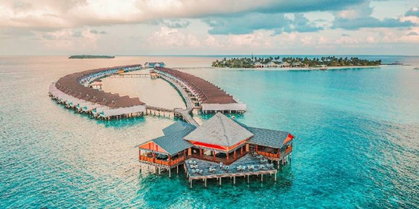 Maldives Getaway – 3N/4D Beach & Water Villa Experience